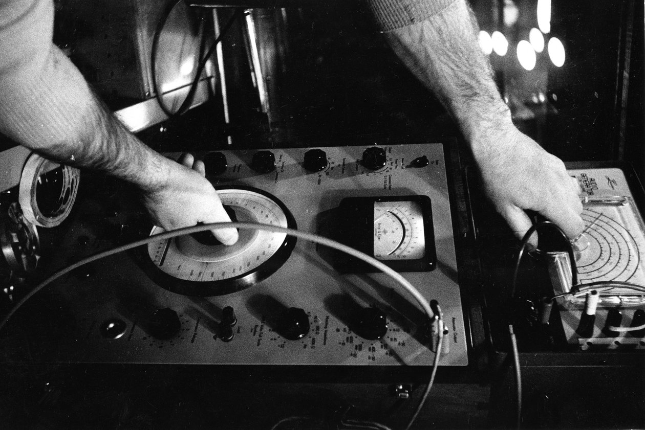 Potentiometer. 1968 af Bernard Perrine