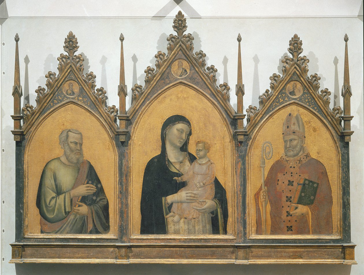 Madonna og barn med SS. Matthew og Nicholas, altertavle, 1328 (tempera på panel) af Bernardo Daddi