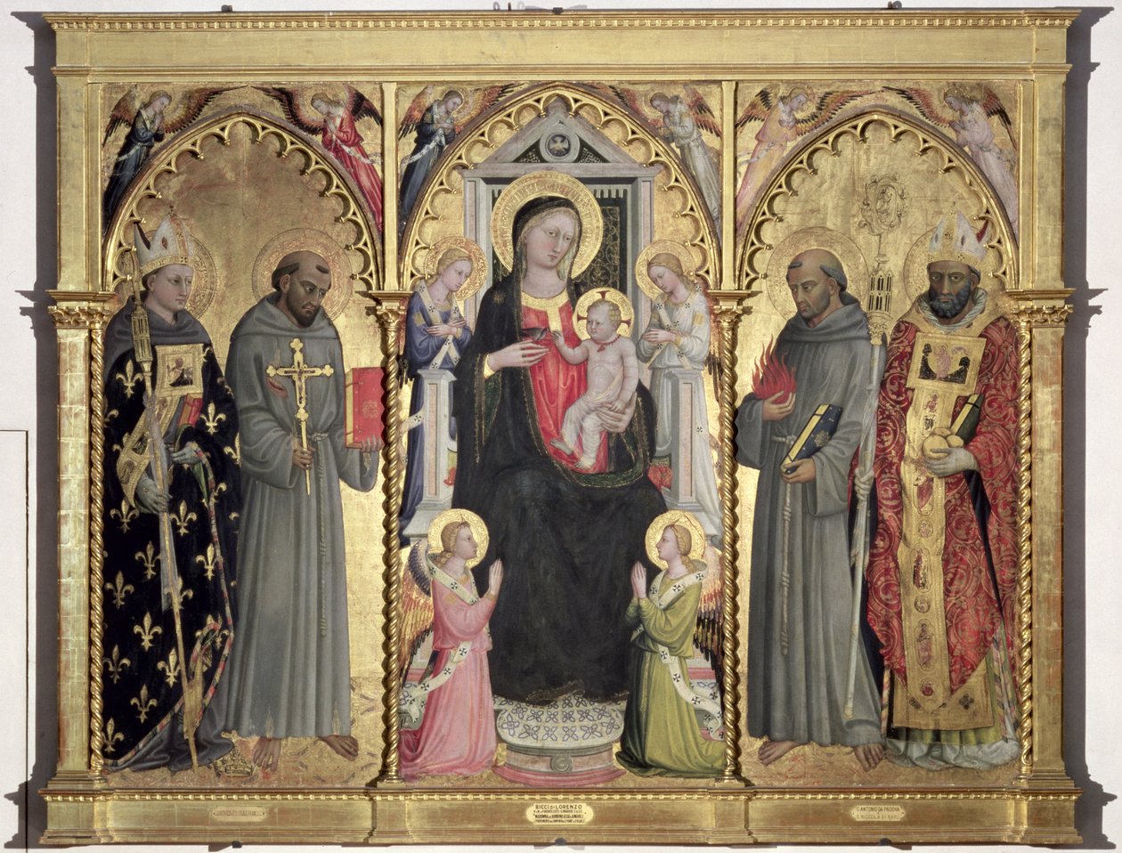 Madonna og barn med St. Louis af Toulouse, St. Frans af Assisi, St. Anthony af Padua og St. Nicholas af Bari (tempera på panel) af Bicci di Lorenzo
