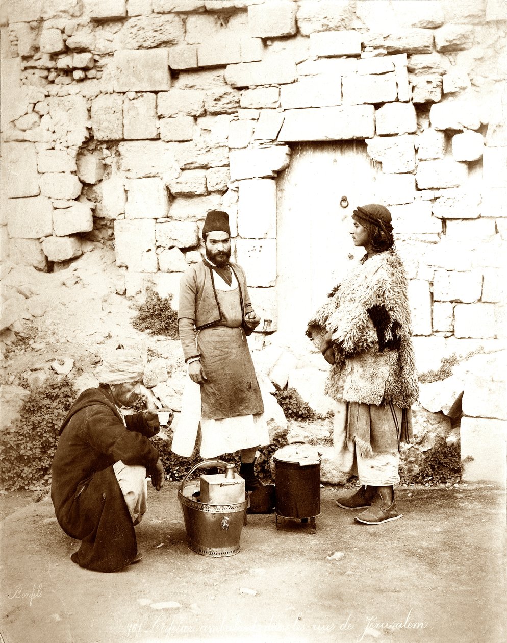 Kaffesælger i Jerusalem, ca.1867-81 af Bonfils Studio