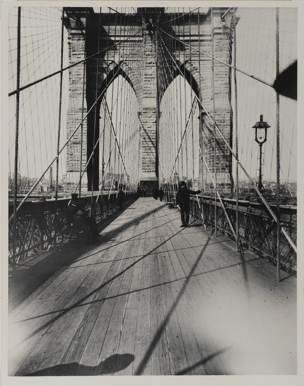 East River Bridge, 1888 (gelatinesølvtryk) af Breading G. Way