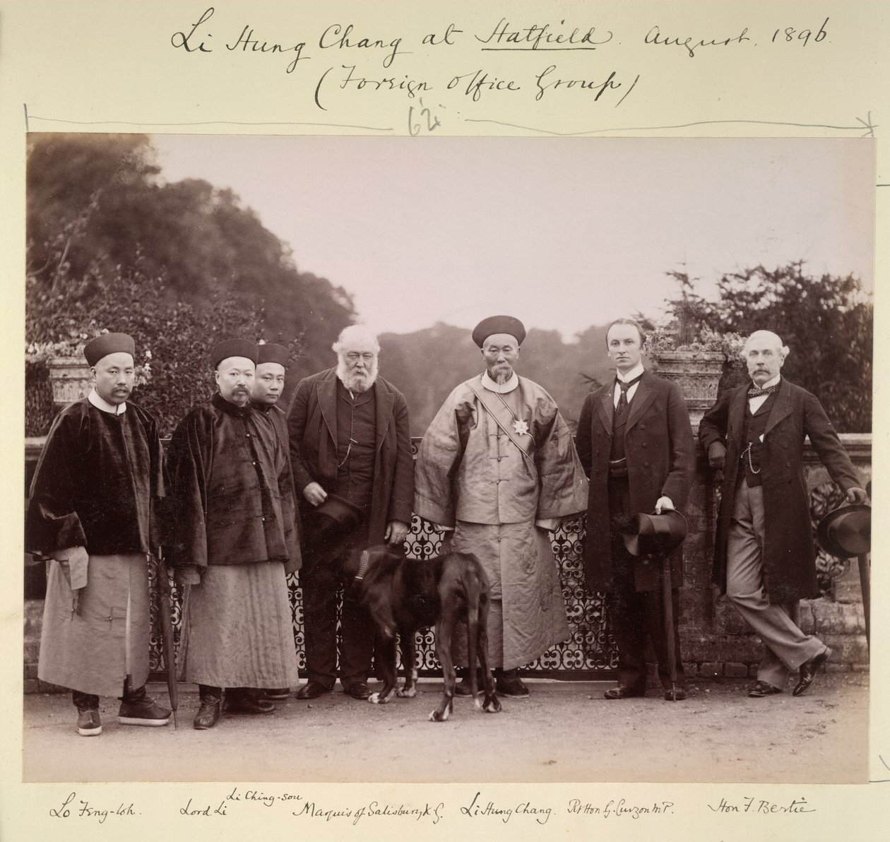 Li Hung Chang på Hatfield (Foreign Office Group), august 1896 (s/h-foto) af British Photographer