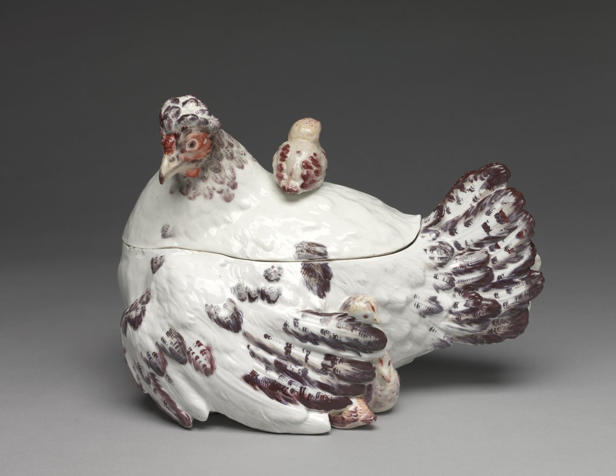 Hen and Chicks Tureen, Chelsea Porcelænsfabrik, ca. 1755 af British School