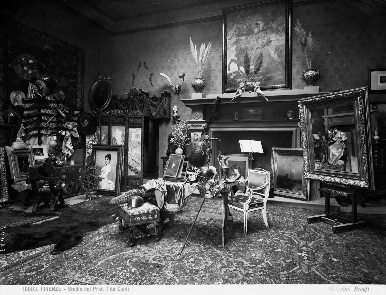 Studiet af maleren og professor Tito Conti, Firenze (s/h foto) af Brogi Brogi