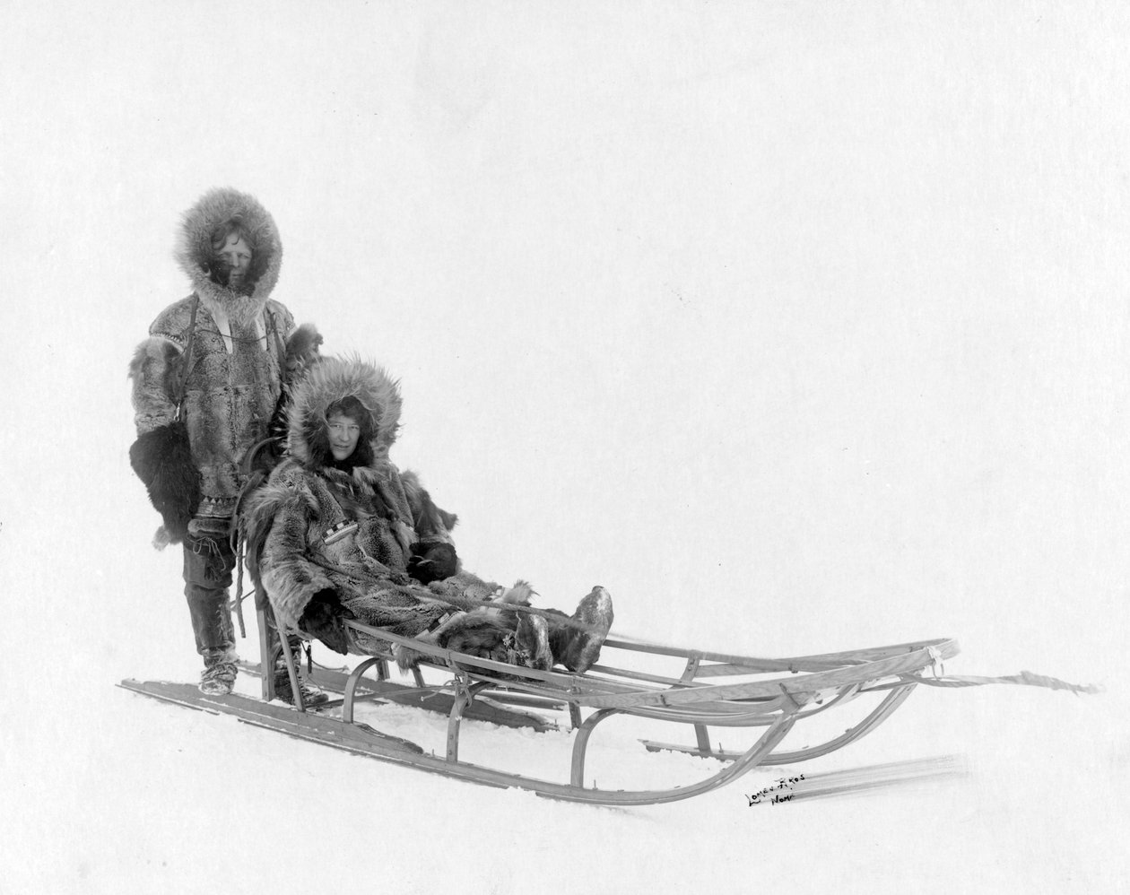 Par på hundeslæde, Nome, Alaska af Brothers Lomen