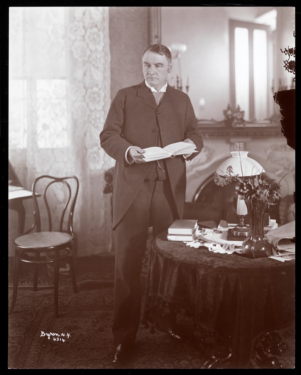 Ian Maclaren, 1899 (sølv gelatinetryk) af Byron Company