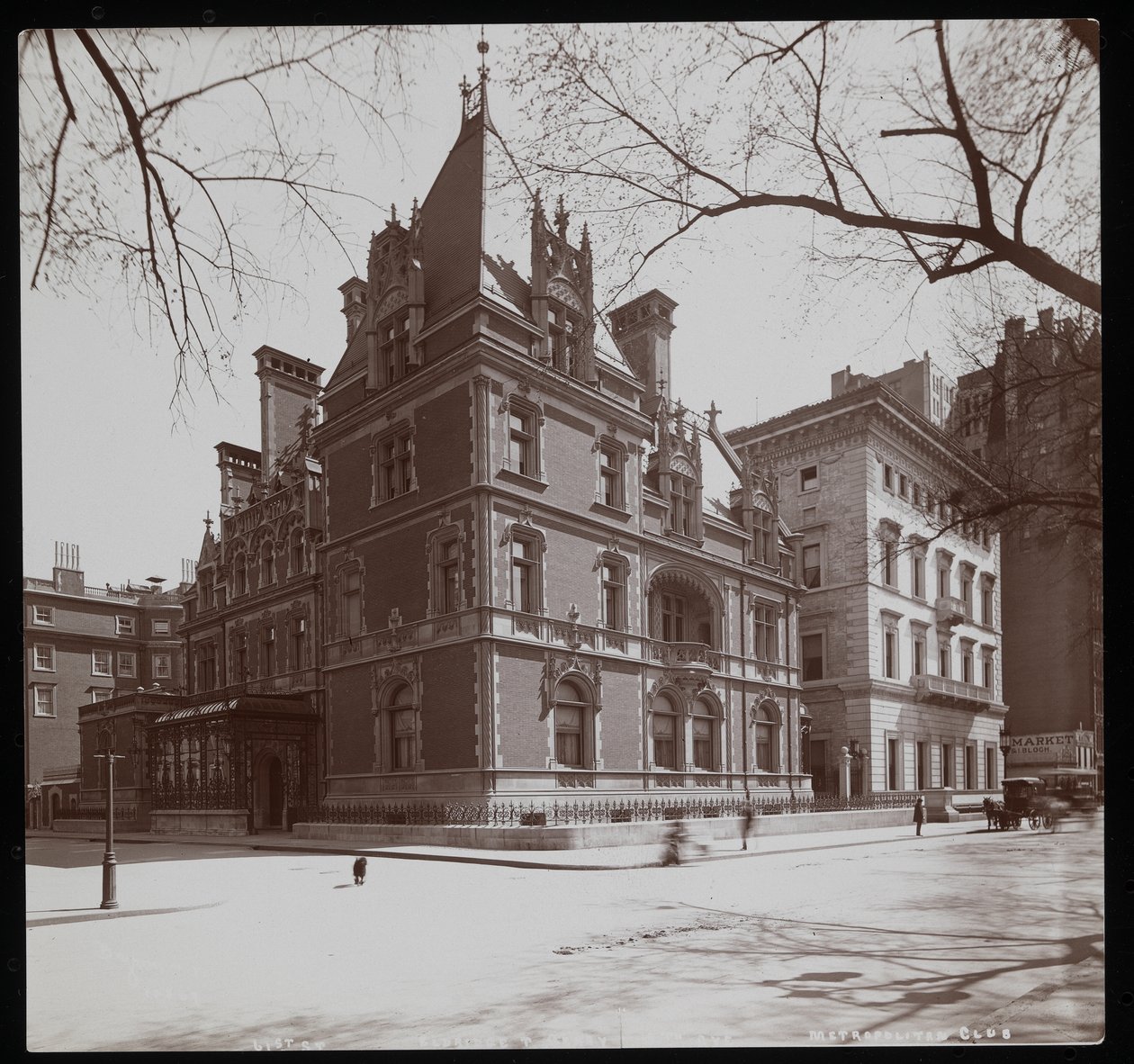 Elbridge Thomas Gerrys bolig på 61st Street og Metropolitan Club ved siden af, New York, 1900-01 (sølvgelatineprint) af Byron Company