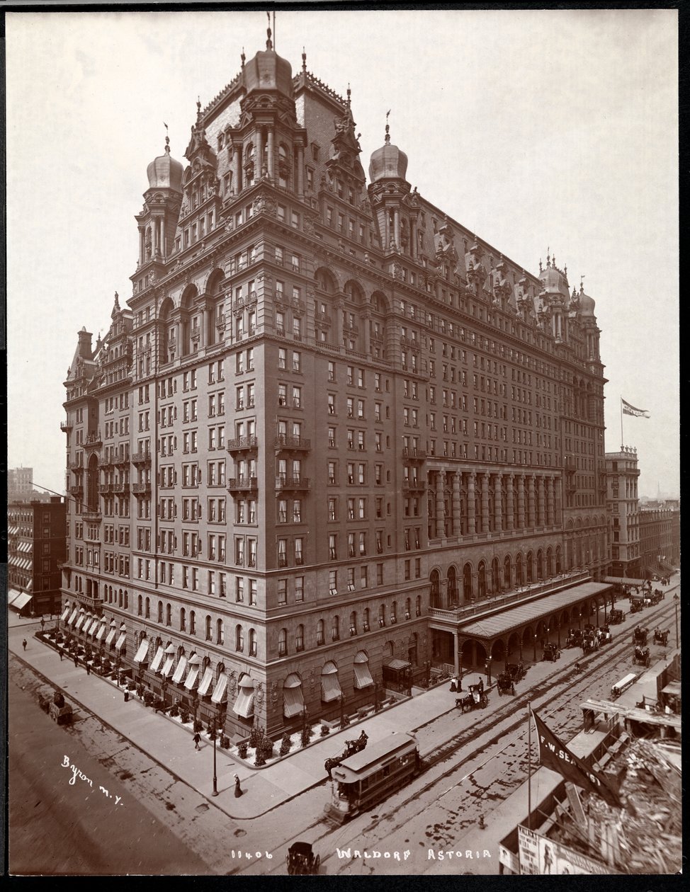 Waldorf Astoria på 34th Street og 5th Avenue, New York, 1901 eller 1902 (sølv gelatinetryk) af Byron Company