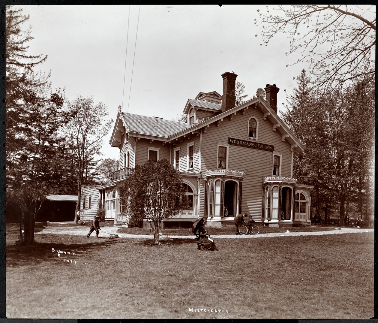 The Woodmansten Inn, Westchester, New York, 1901 (sølv gelatinetryk) af Byron Company
