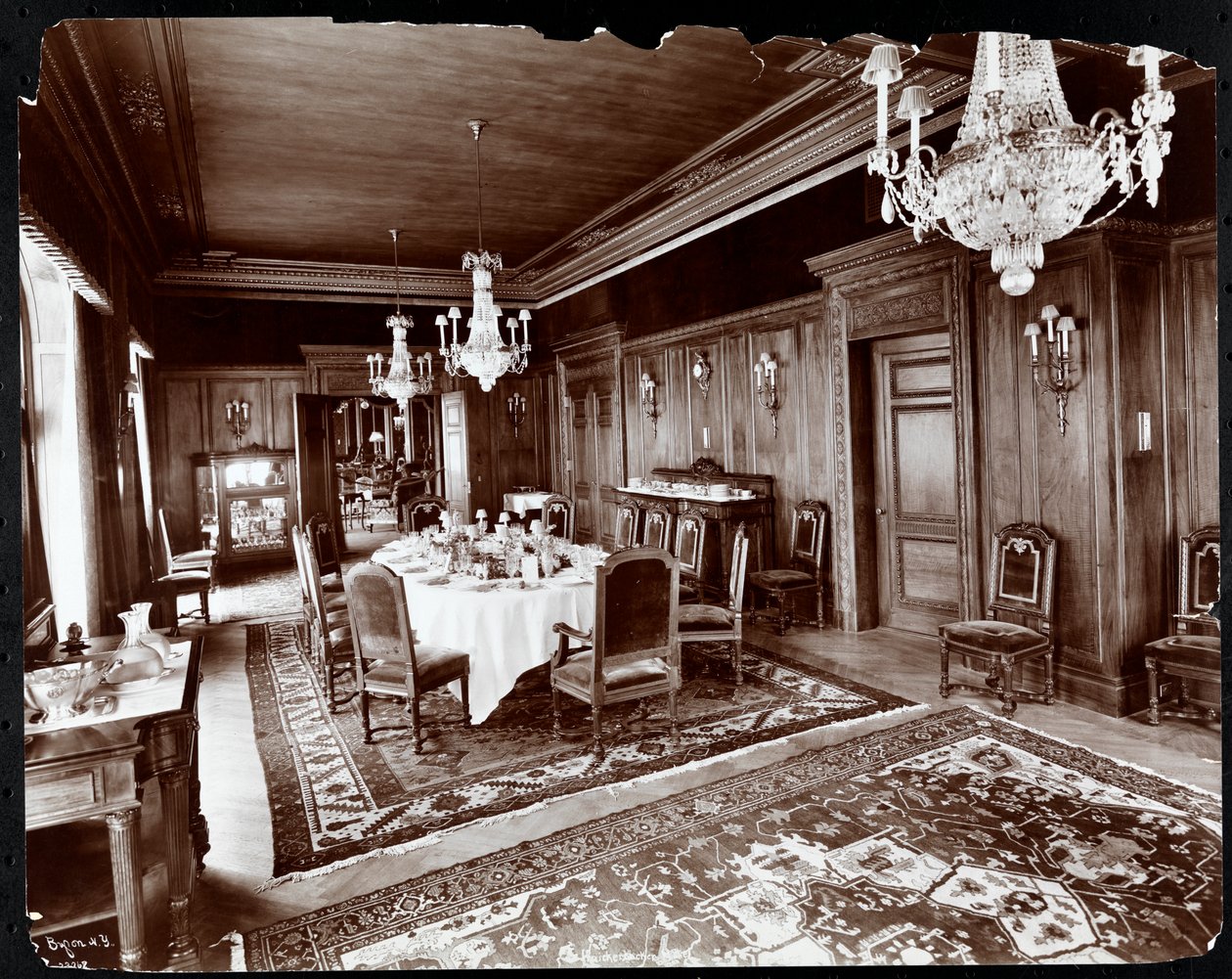 Spisestuen på Hotel Knickerbocker, 1906 (sølvgelatineprint) af Byron Company