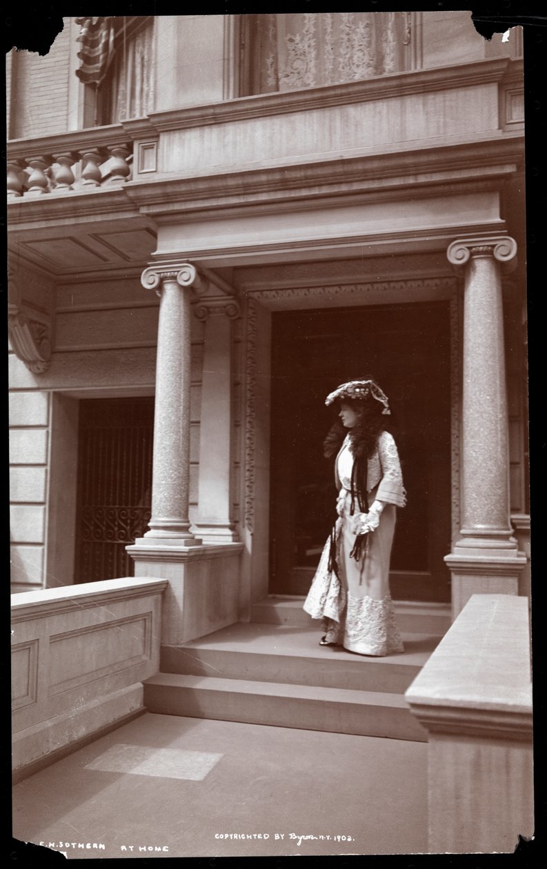 Virginia Harned (Mrs. E.H. Sothern, 1.) ca. 1902 (sølv gelatinetryk) af Byron Company