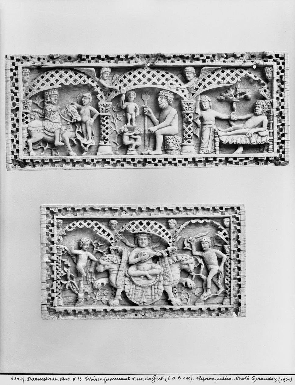 To plaketter fra en kiste (se også 238730) af Byzantine