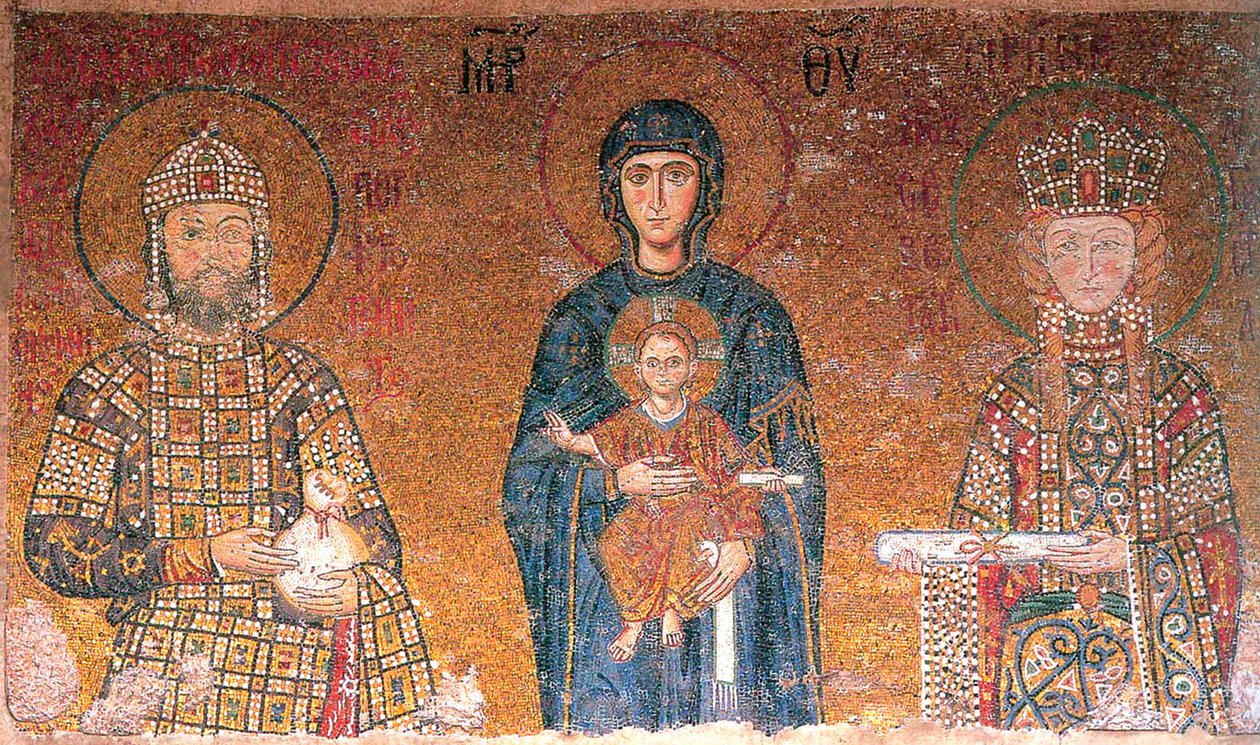 Jomfruen med barn mellem kejser Johannes II Comnenus og hans kone, Irene, c1118. af Byzantine Master.