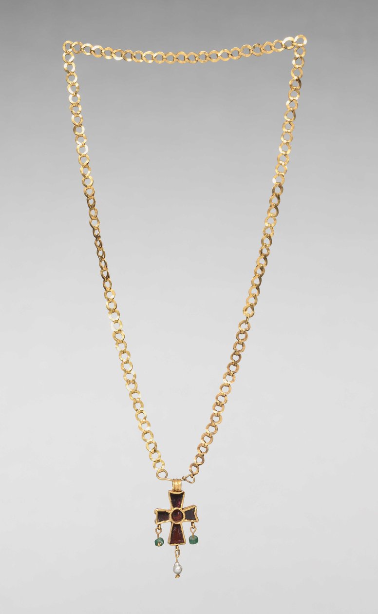 Kæde med vedhængskors, 500s (guld, glas, perle, granat og safir) af Byzantine School