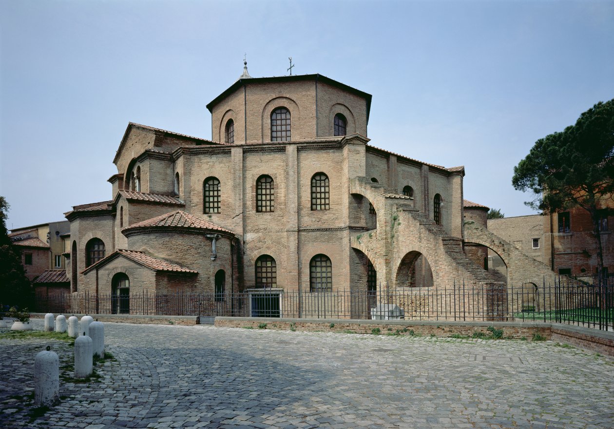 Kirkens bagfacade, ca. 547 e.Kr af Byzantine School