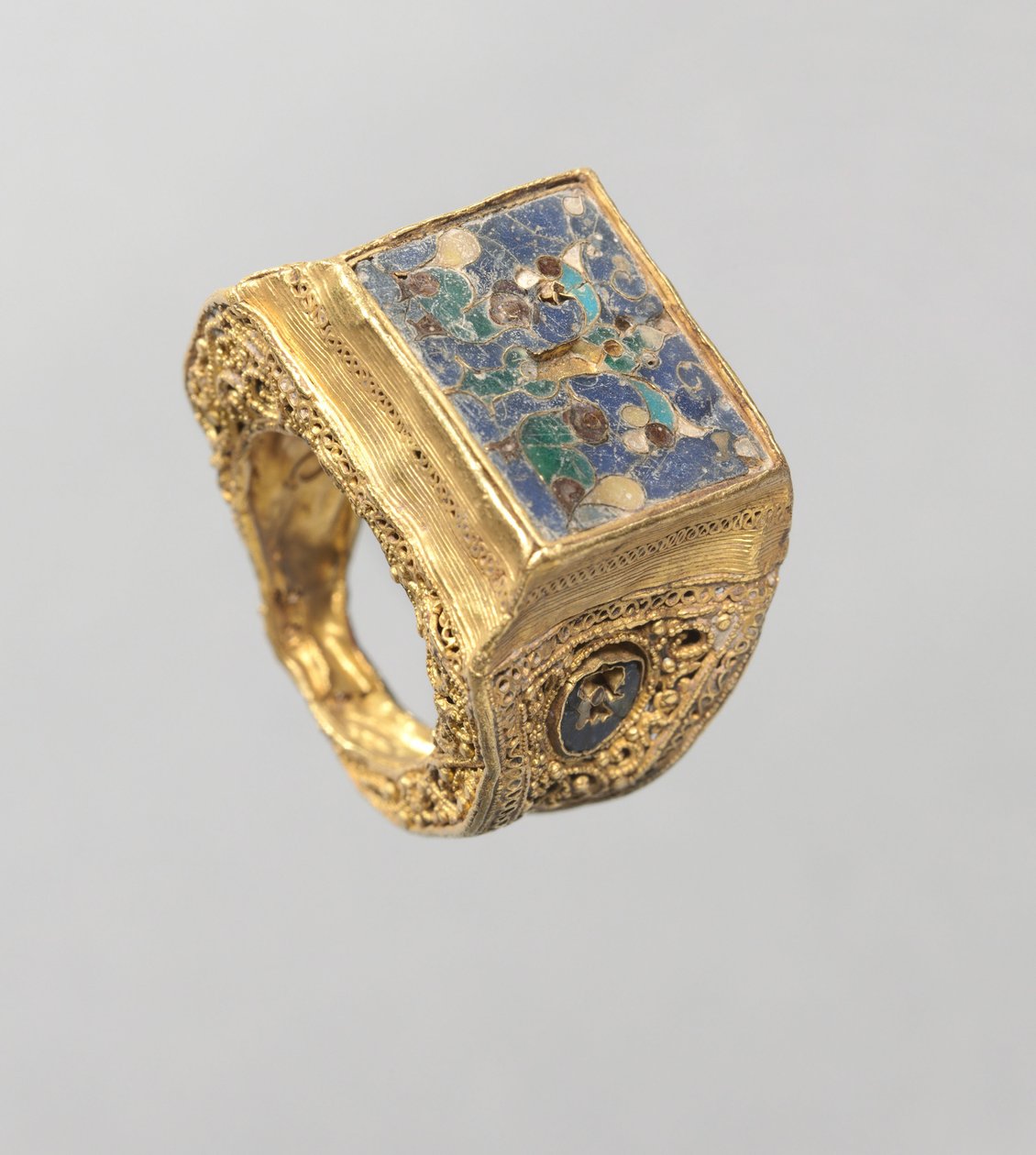 Ring, 800-tallet af Byzantine School