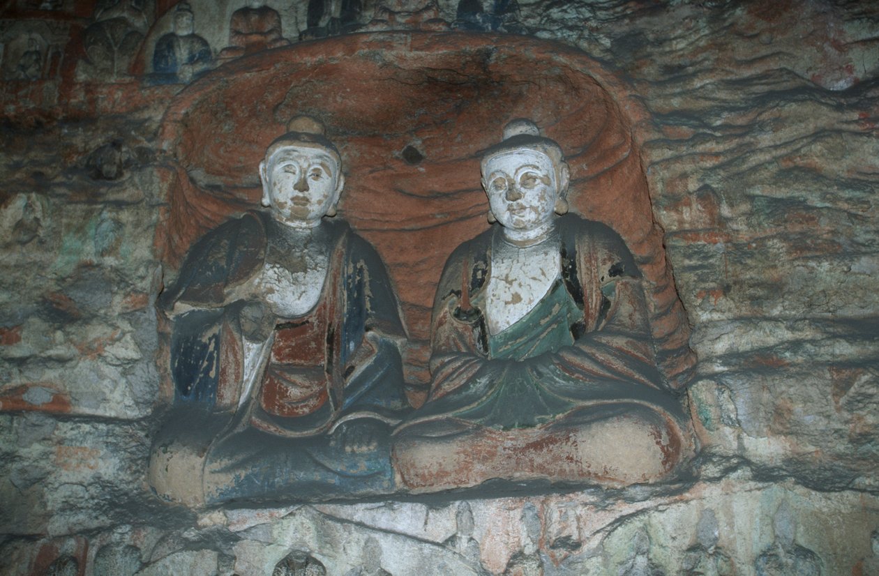 Kina, Shanxi-provinsen, sandstensstatuer af Buddha i Yungang-grotterne af J.B. and Brown J. Rowbotham
