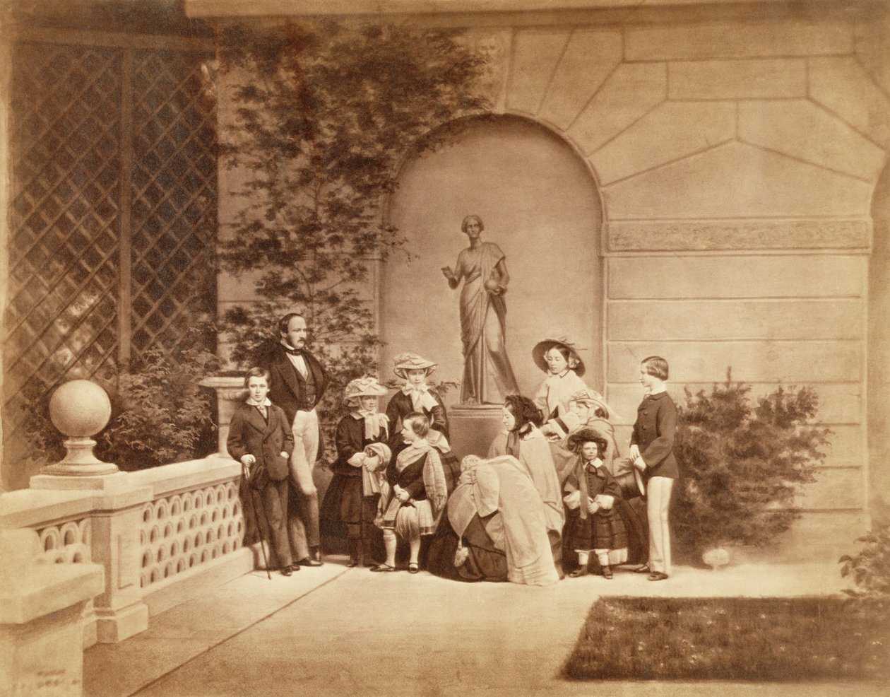Portræt af den kongelige familie i Osborne House, 1857 (sepia foto) (se 195000) af Caldesi and Montecchi