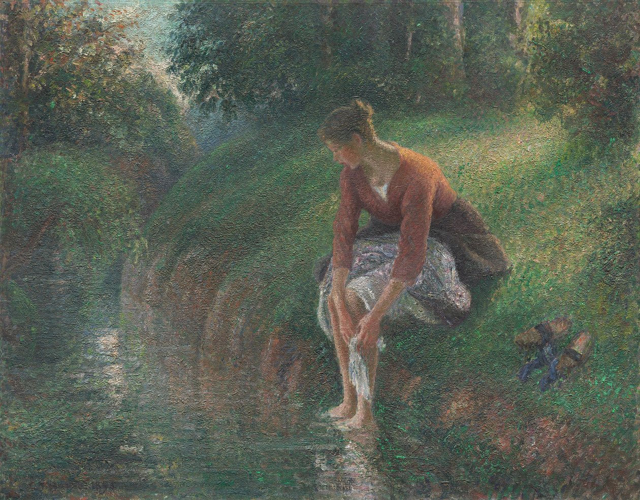 Kvinde bader sine fødder i en bæk af Camille Pissarro