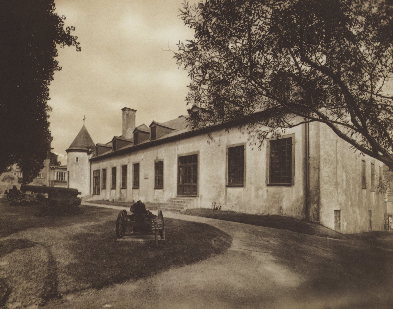 Chateau De Ramezay, bygget i 1705 (s/h-foto) af Canadian Photographer