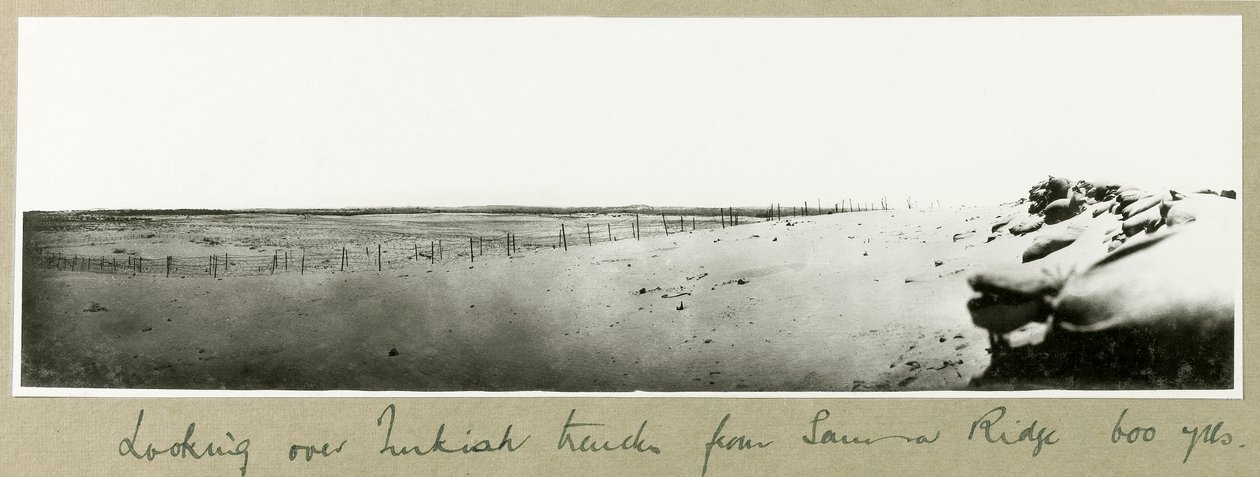 Ser over tyrkiske skyttegrave fra Samson Ridge, september 1917 af Capt. Arthur Rhodes