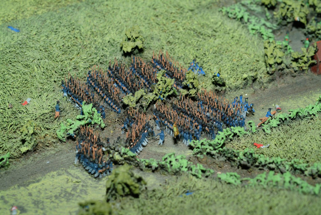 Diorama af slaget ved Waterloo, der viser tropperne placeret kl. 19.45 den 18. juni 1815 (blandet medie) (detalje) af Capt. William Siborne
