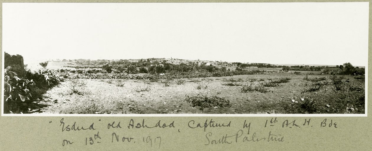 Esdud, gamle Ashdod, taget til fange af 1. A.L.H. Brigade den 13. november 1917 af Capt. Arthur Rhodes