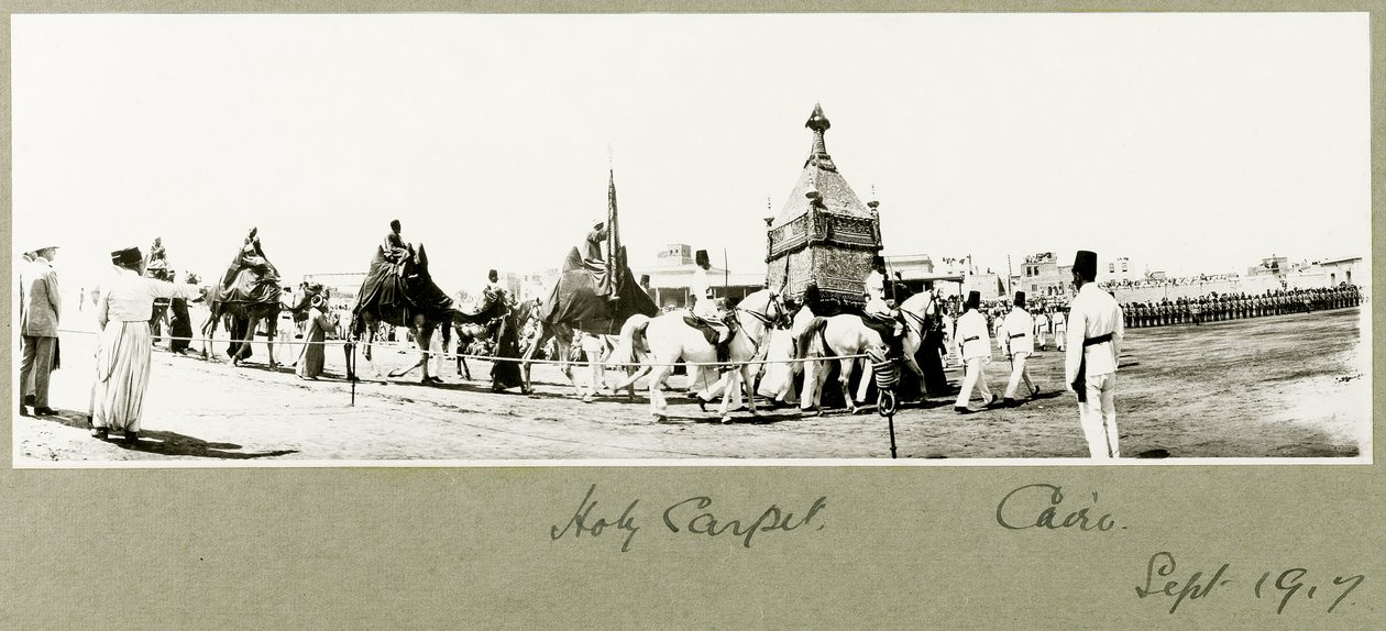 Holy Carpet, Cairo, september 1917 af Capt. Arthur Rhodes