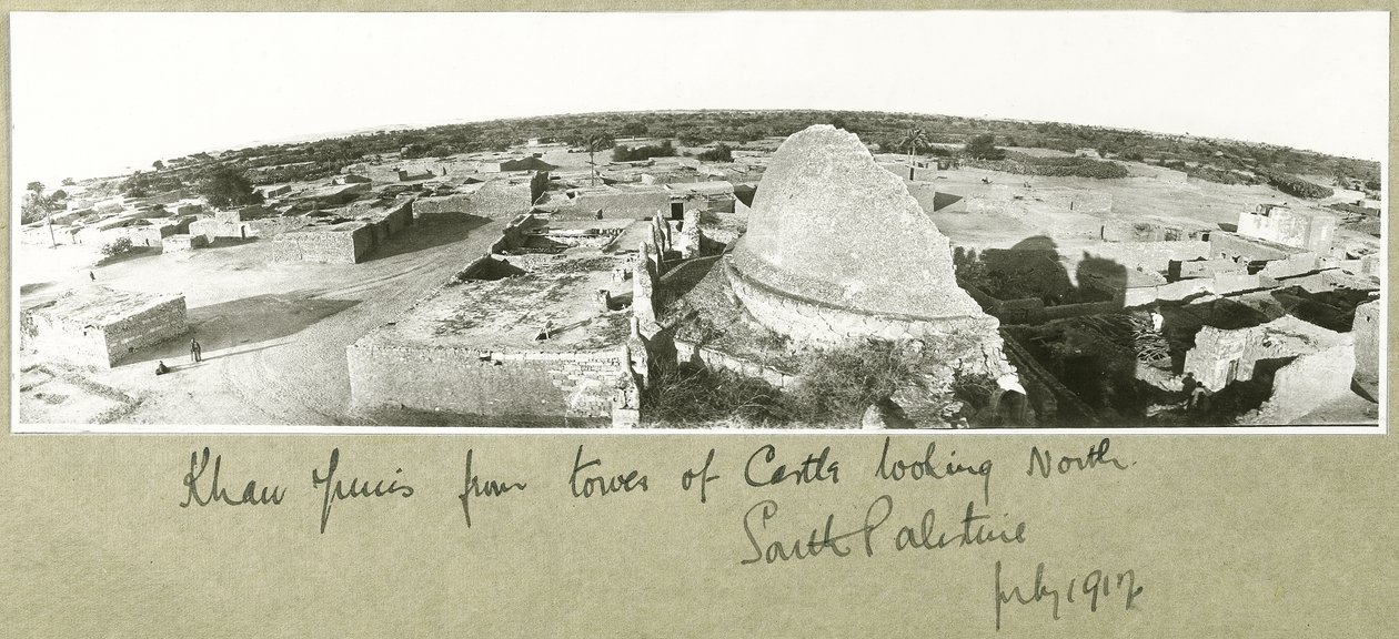 Khan Yunis fra slotstårnet, Sydpalæstina, juli 1917 af Capt. Arthur Rhodes