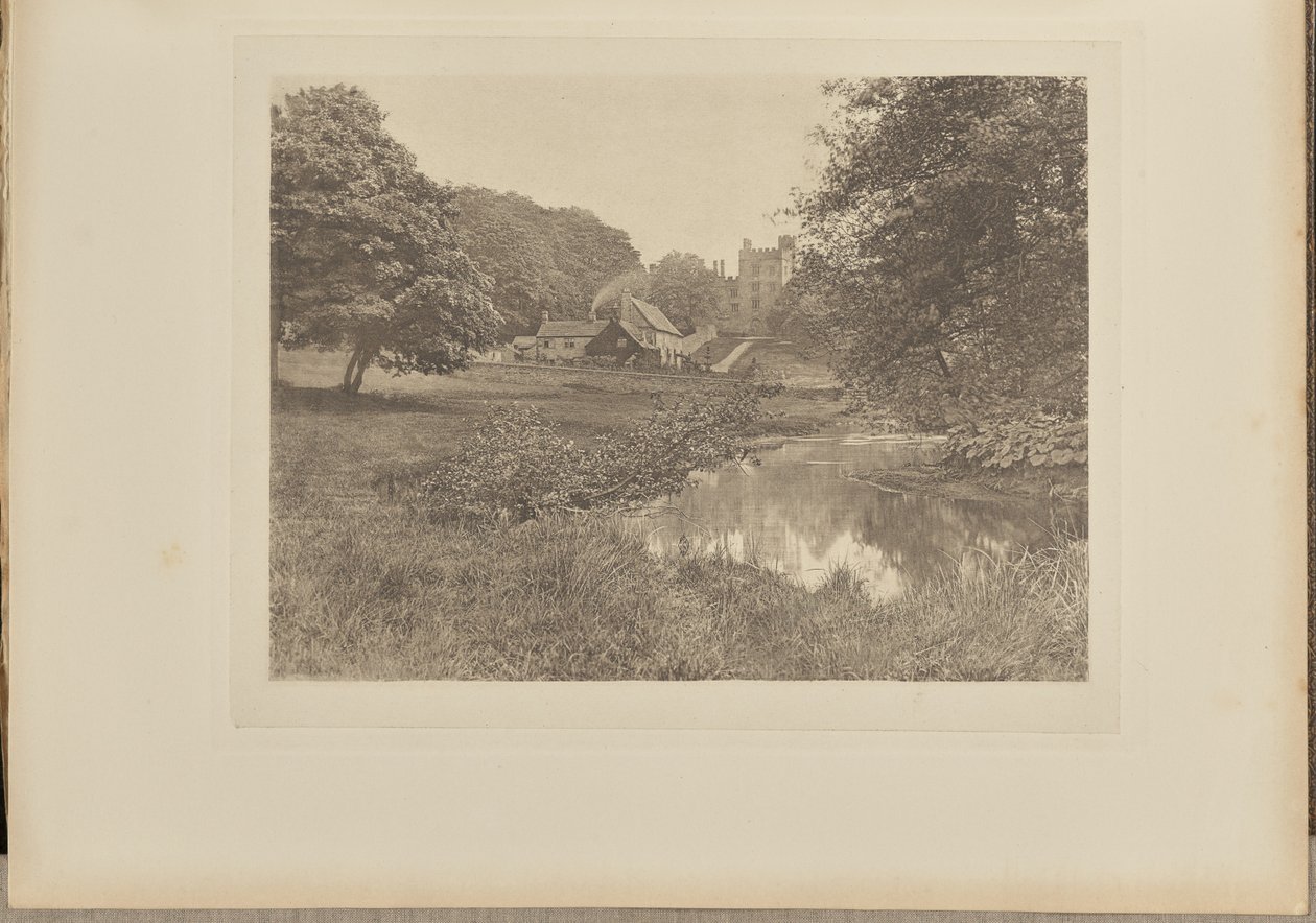Haddon Hall og Homestead, fra floden af Captain George Bankart