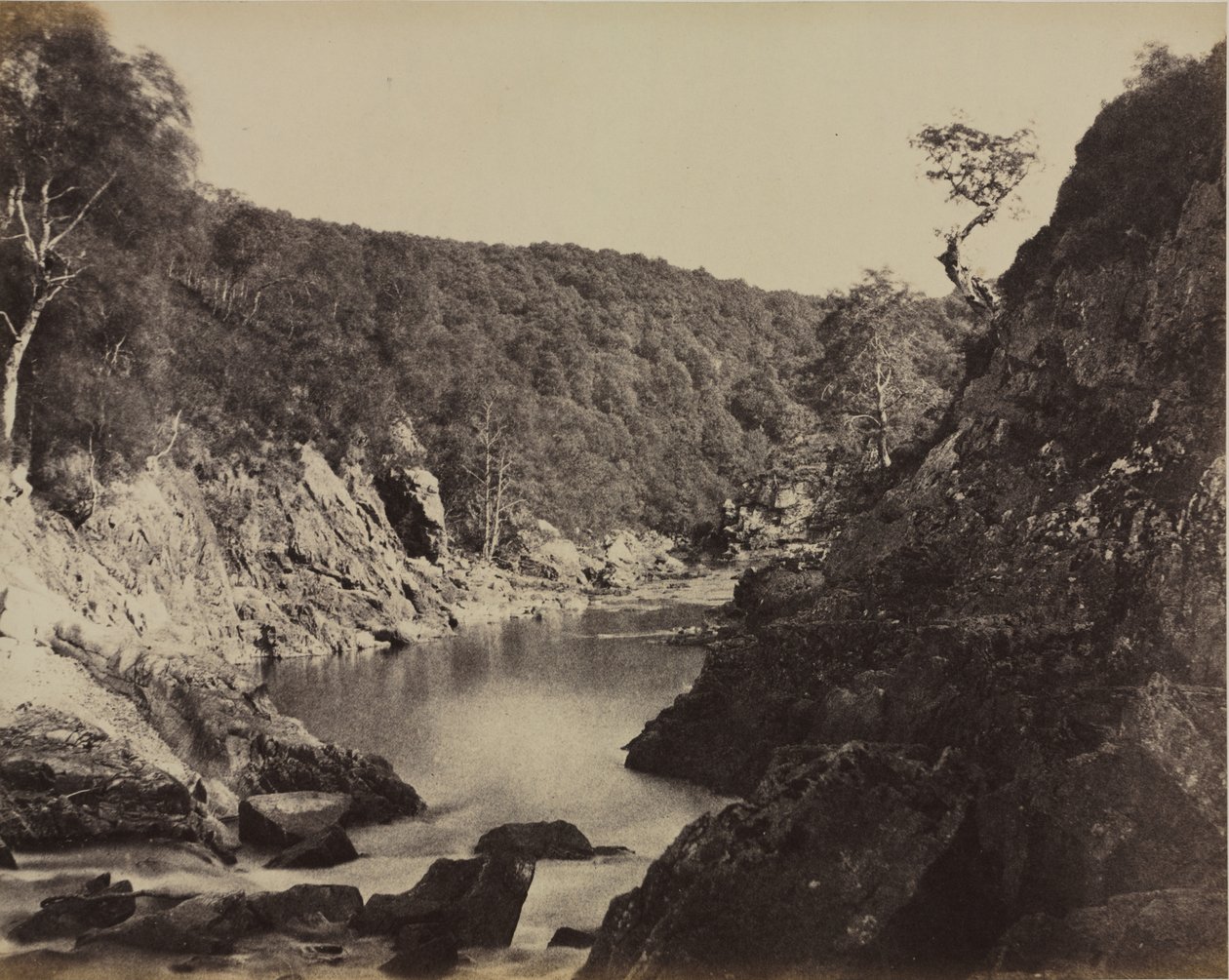 River Landscape, Skotland, ca. 1858. af Captain Horatio Ross