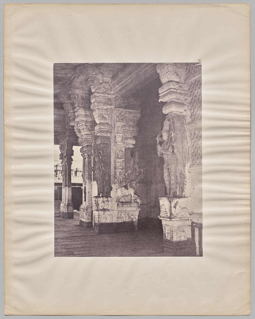 Pudhu Mandapa a Tirumala Nayak (r. 1623-59), Meenakshi Sundareshwar-templet, Madurai af Captain Linnaeus Tripe