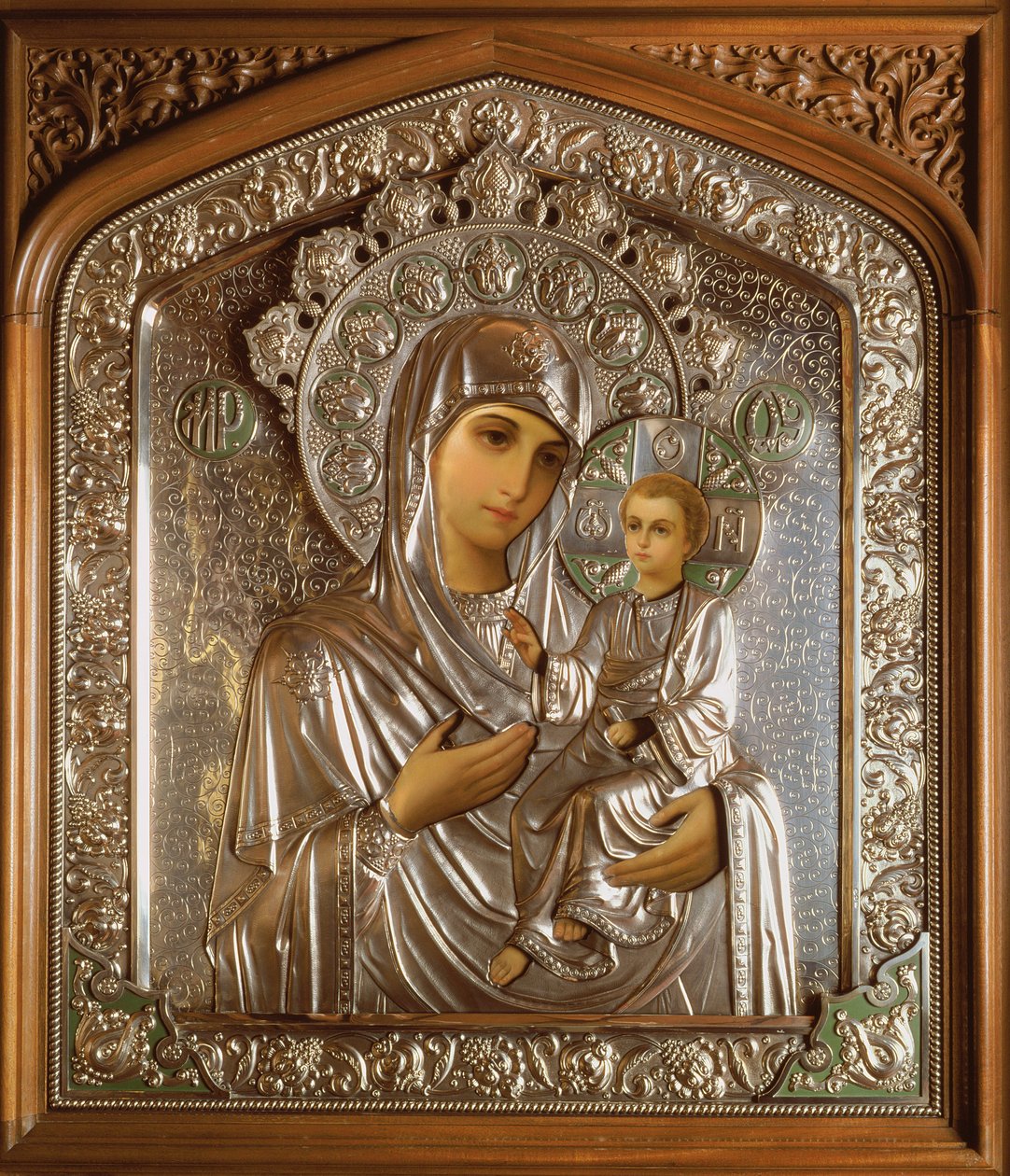 Ikon af den hellige jomfru og Jesusbarnet, 1908 (olie på bord og sølv) af Carl Fabergé