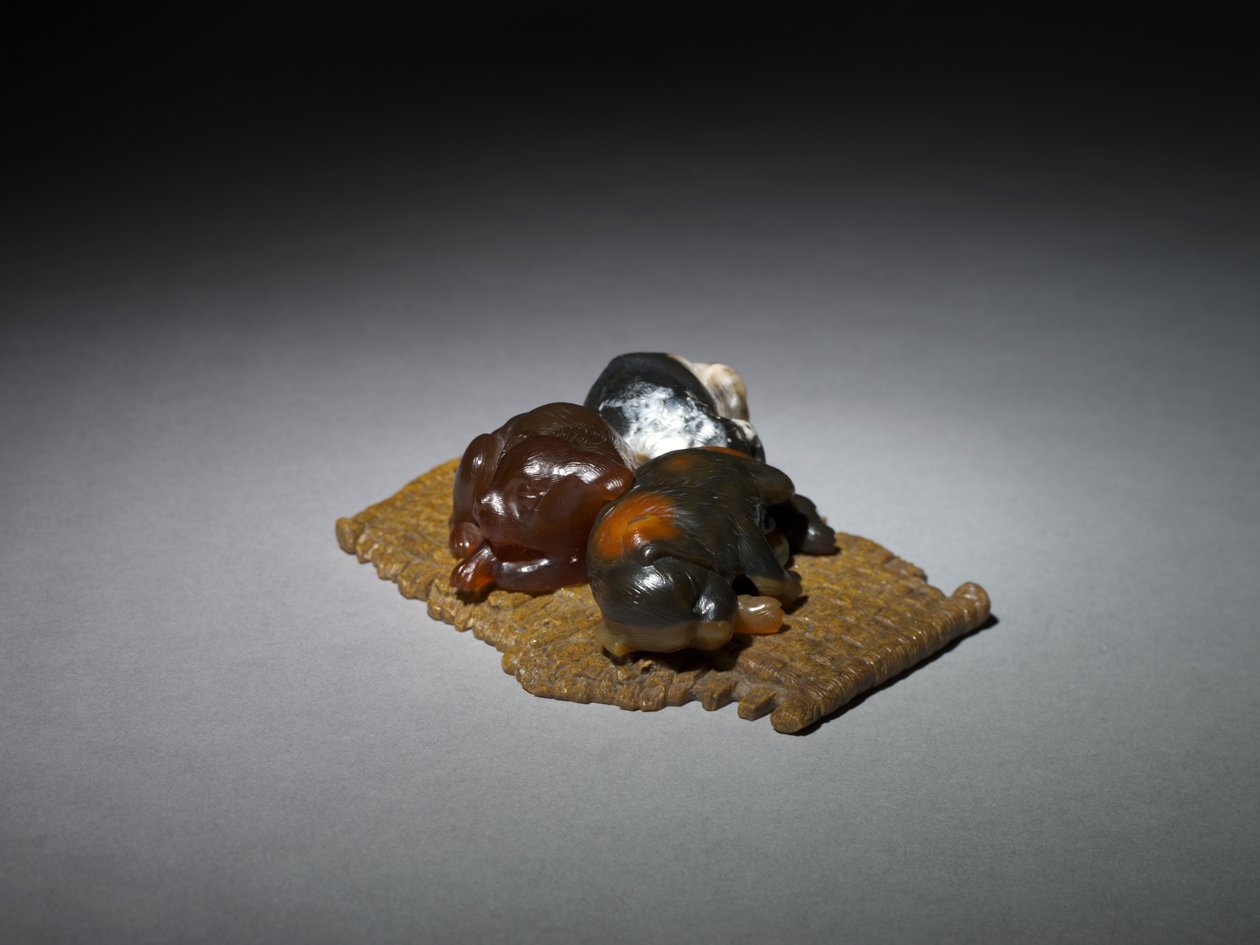 Hvalpe på en måtte, slutningen af 1800-tallet-begyndelsen af 1900-tallet af Carl Fabergé