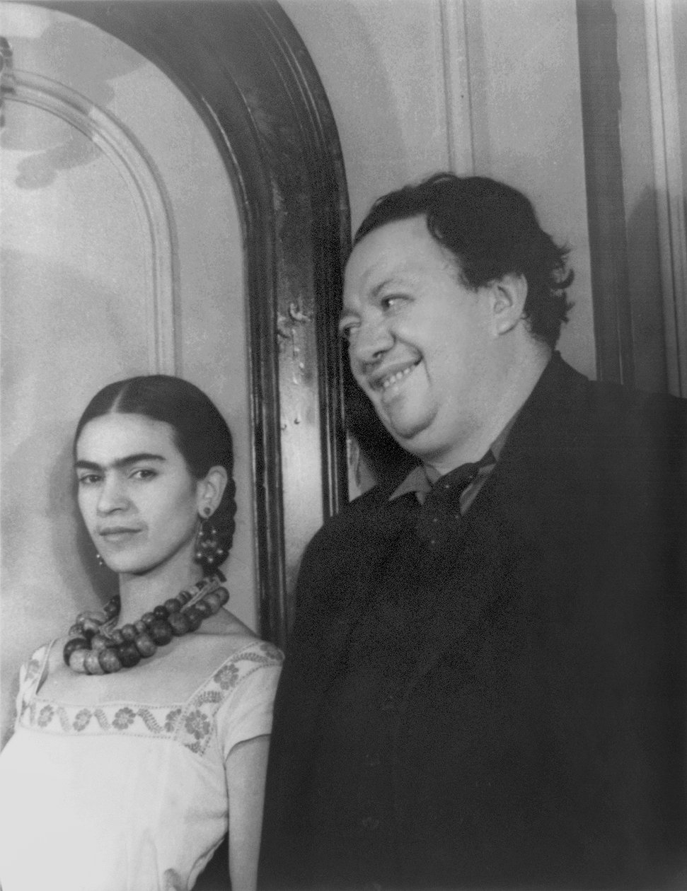 Frida Kahlo og Diego Rivera under et besøg i New York af Carl Van Vechten