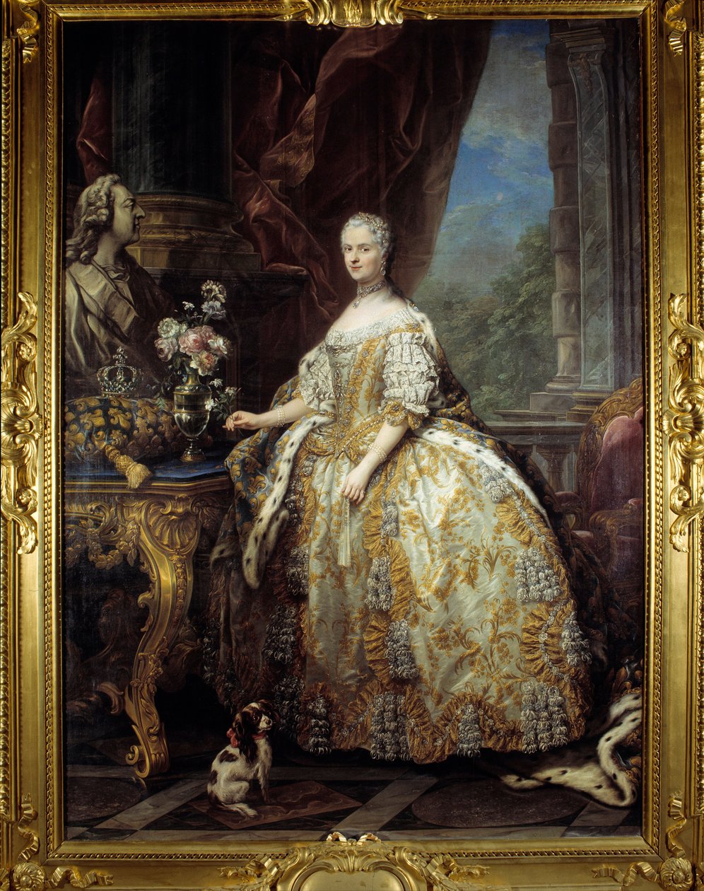 Portrait of Queen Portrait of Queen Marie Leczinska, Queen of Francedani af Carle van Loo