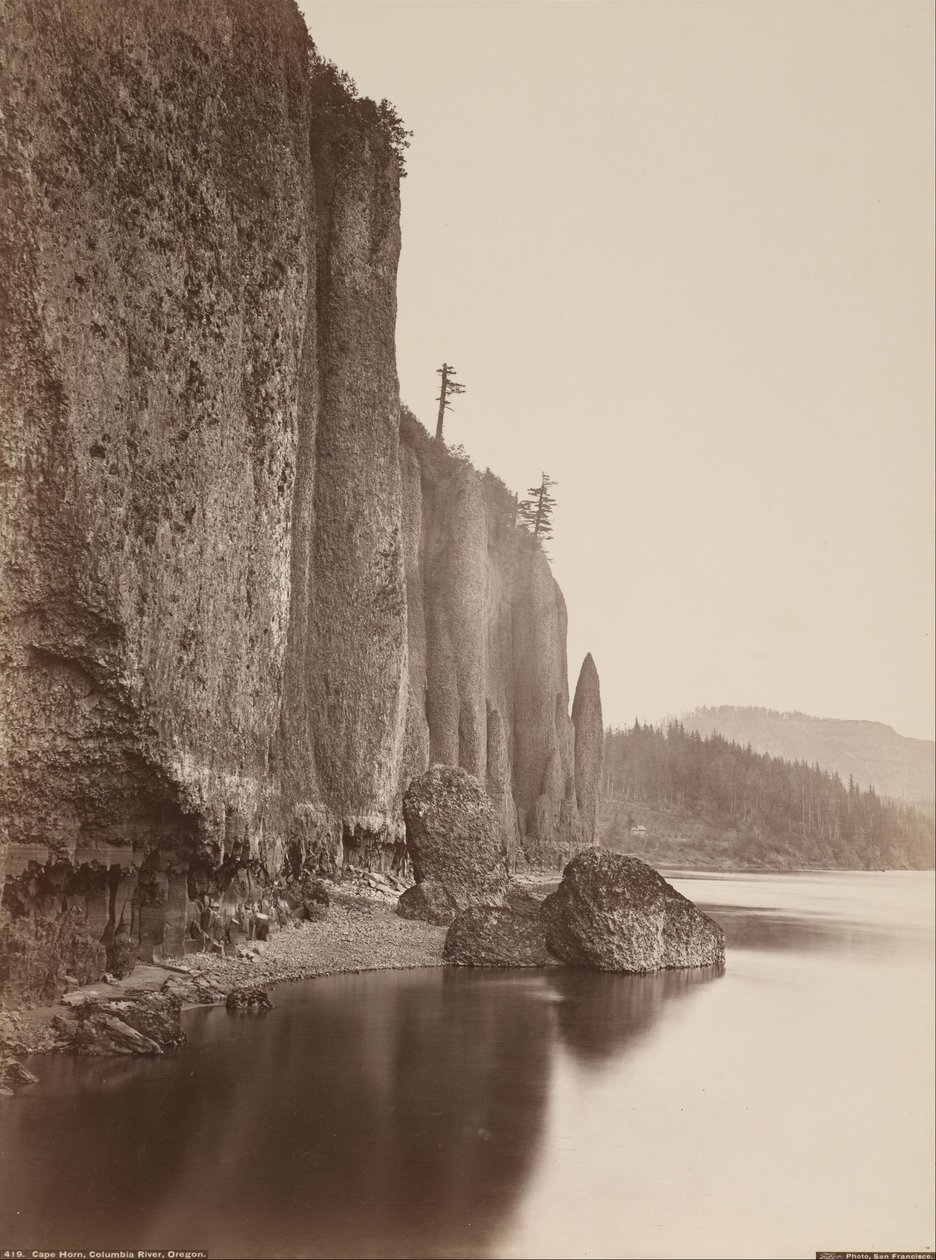 Cape Horn, Columbia River, Oregon af Carleton E. Watkins