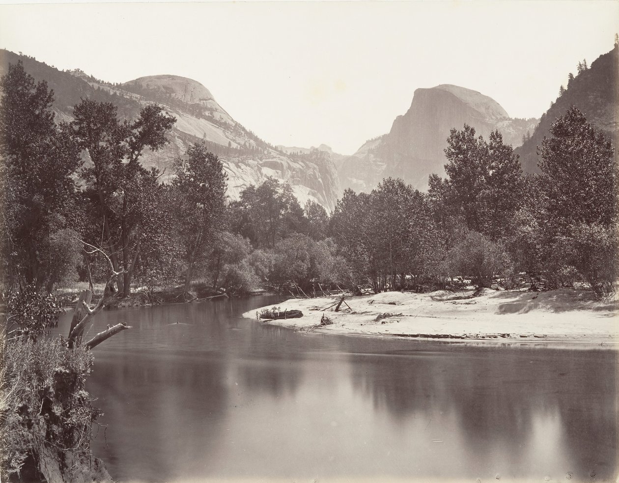 North og South Dome, Yosemite, ca. 1872, trykt ca. 1876. af Carleton E. Watkins.
