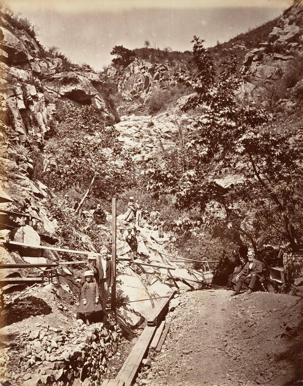 Hot Sulphur Springs, Santa Barbara, 1876, trykt ca. 1876. af Carleton Emmons Watkins