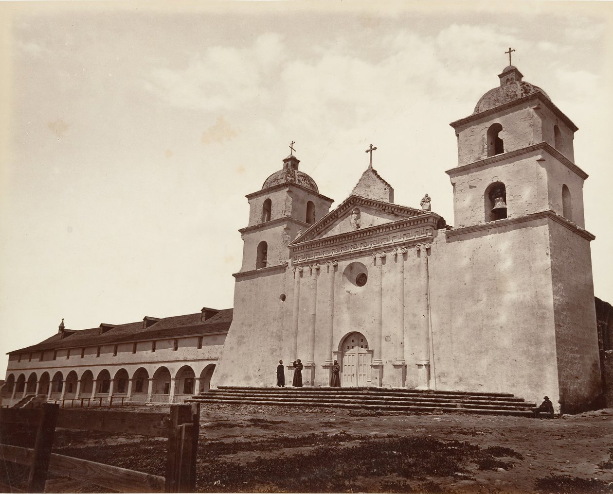 Old Mission Church, Santa Barbara, 1876, trykt ca. 1876. af Carleton Emmons Watkins