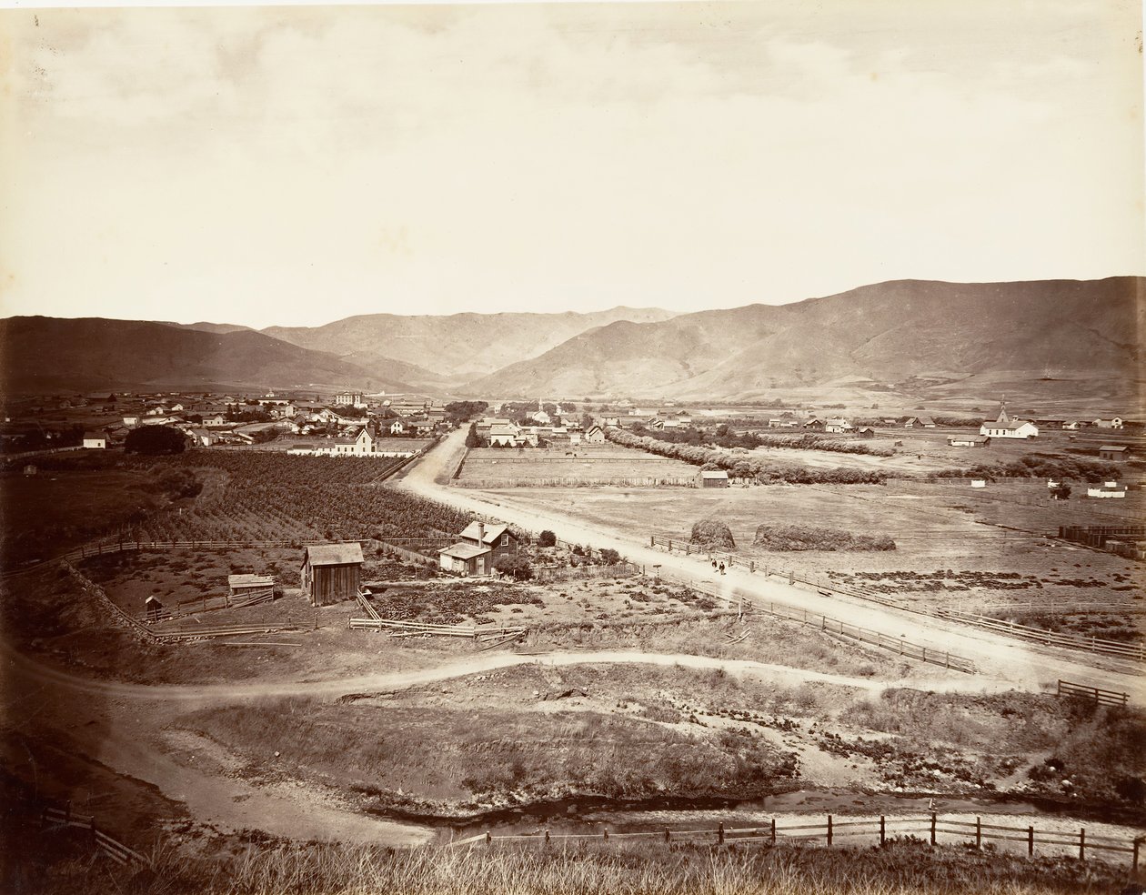 San Luis Bishop, 1876, trykt ca. 1876. af Carleton Emmons Watkins