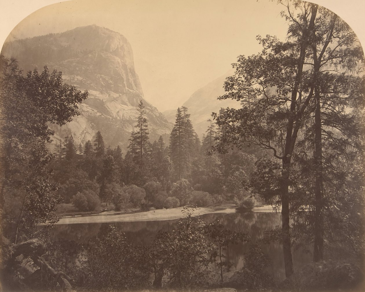 Søen ved foden af Half Dome, 1861. af Carleton Emmons Watkins