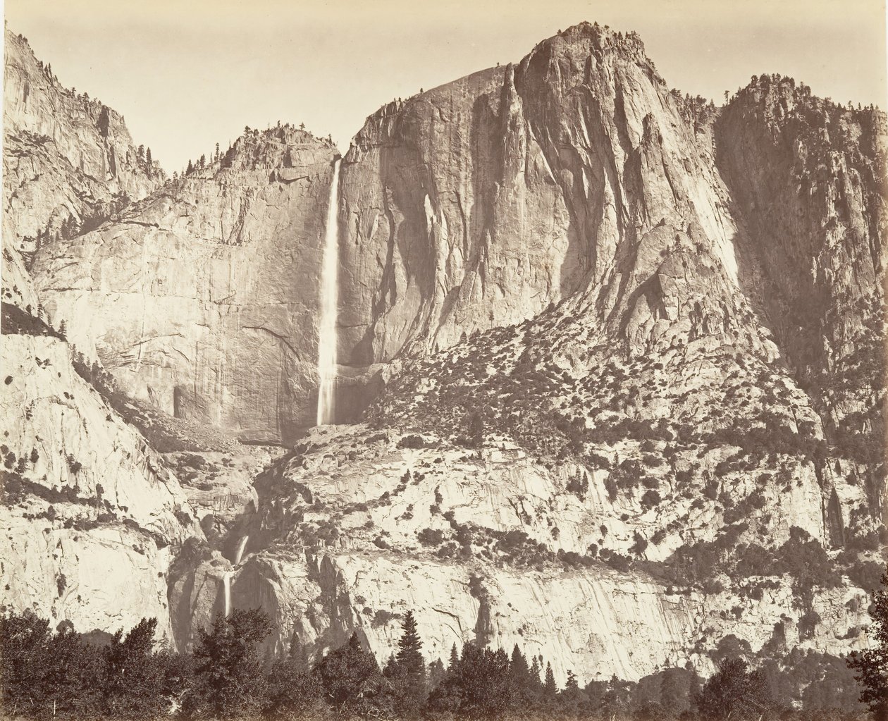 Yosemite Falls, 2.634 fod, ca. 1872, trykt ca. 1876. af Carleton Emmons Watkins
