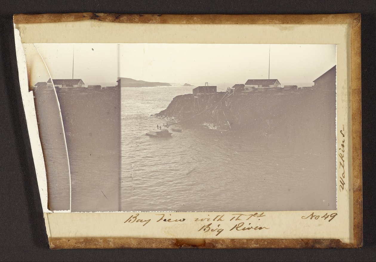 Udsigt over bugten med Pt. Big River af Carleton Watkins