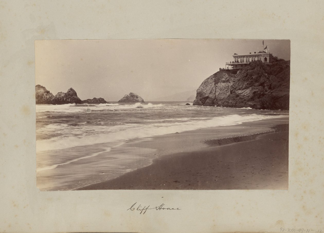 Huset på klippen af Carleton Watkins