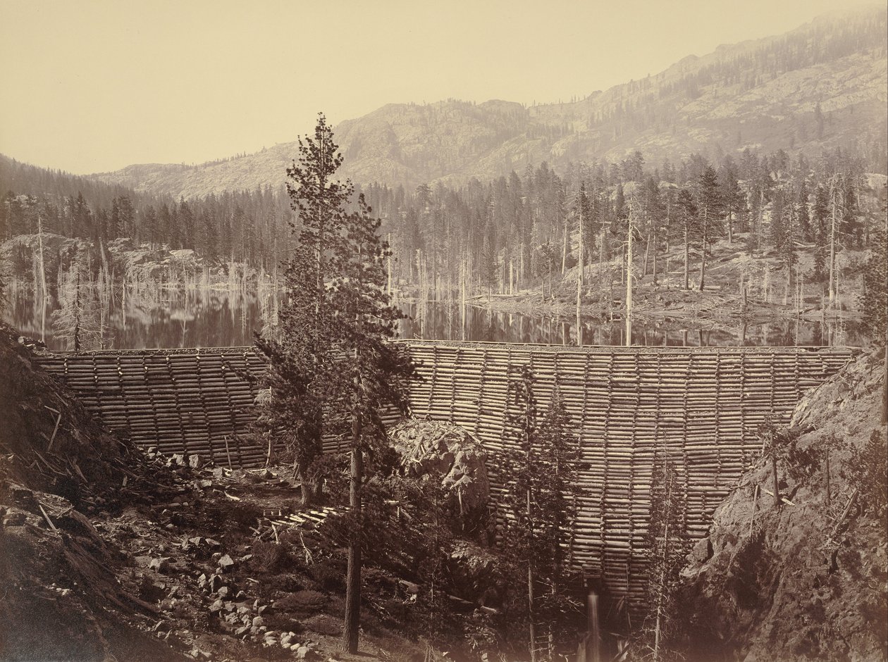 Dam and Lake, Nevada County, Near View af Carleton Watkins