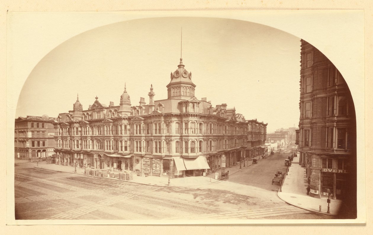 Grand Hotel, S.F. af Carleton Watkins