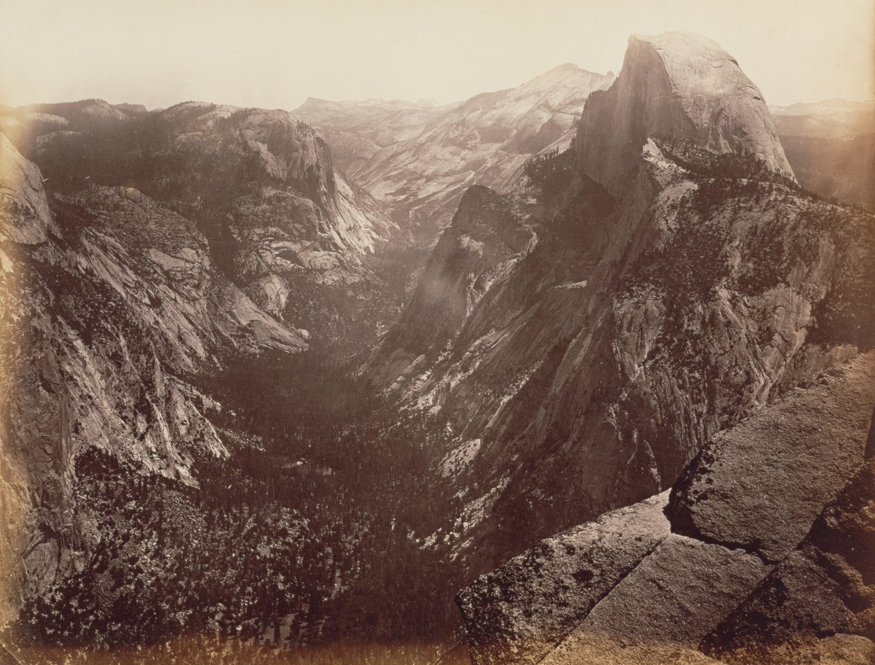 [Half Dome fra Glacier Point] af Carleton Watkins