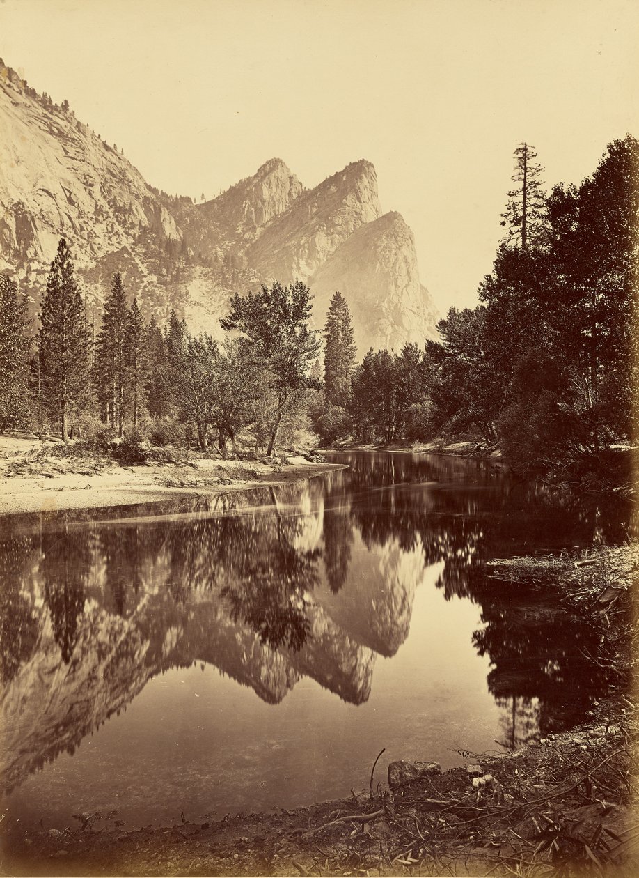 [Spejl. De tre brødre.] af Carleton Watkins