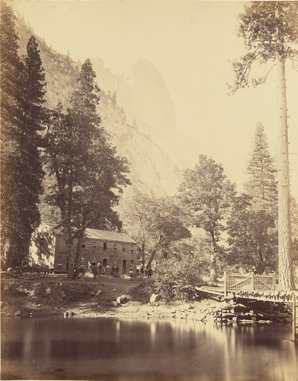 Vagten og hotellet af Carleton Watkins